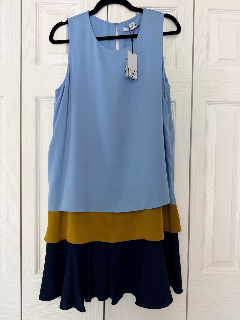 NWT Diane von Furstenberg Silk Light Blue Layered Sleeveless Dress Size L - Picture 3 of 10